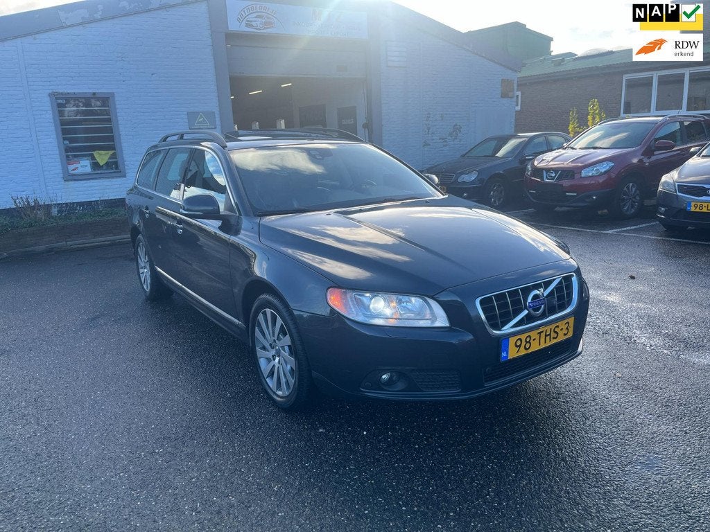 Volvo V70 1.6 T4 Limited Edition BOM VOLL / Cam. V+A / DAKJE, Gebruikt, 4 cilinders, Grijs, 1600 kg