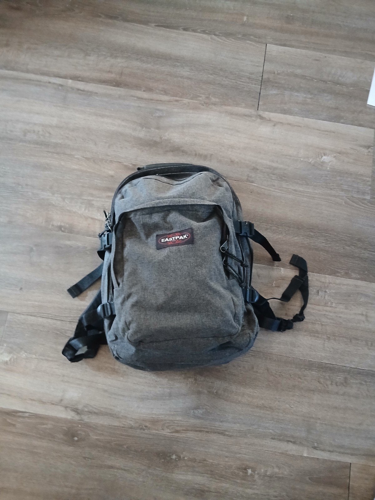 Eastpak Rugzak Grijs - Zo goed als nieuw, Ophalen of Verzenden, Zo goed als nieuw, Grijs, Rugtas
