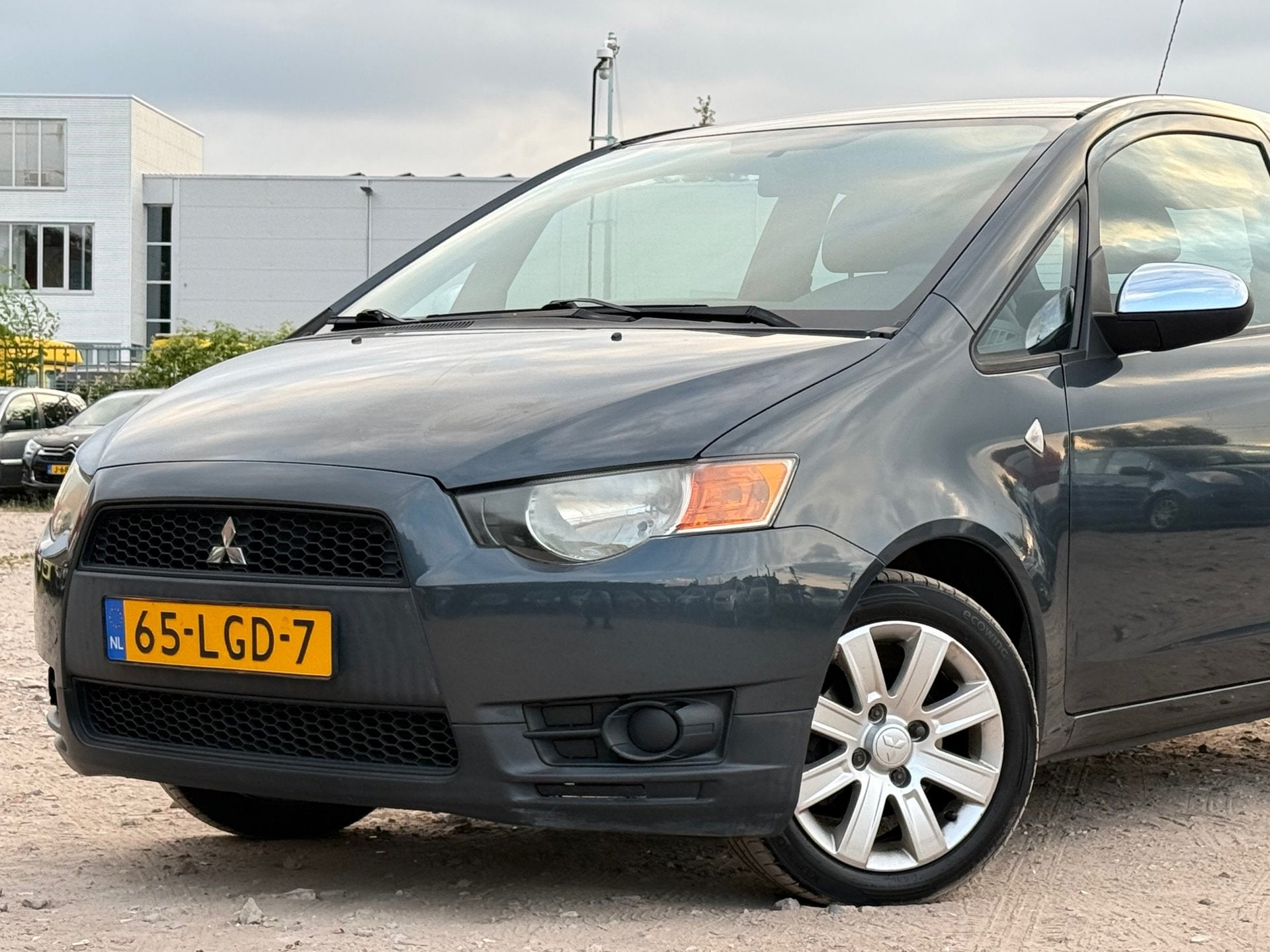 Mitsubishi Colt 1.3 Invite/ LAAG KM/ SPECIAL, Voorwielaandrijving, Gebruikt, Colt, Origineel Nederlands
