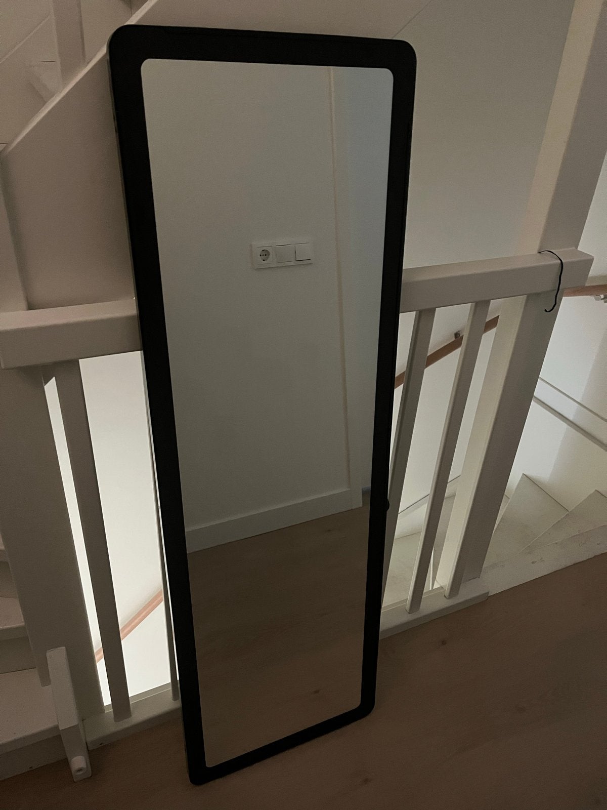 IKEA Grua spiegel, zwart, 140x45 cm, Ophalen, Minder dan 50 cm, 100 tot 150 cm, Zo goed als nieuw
