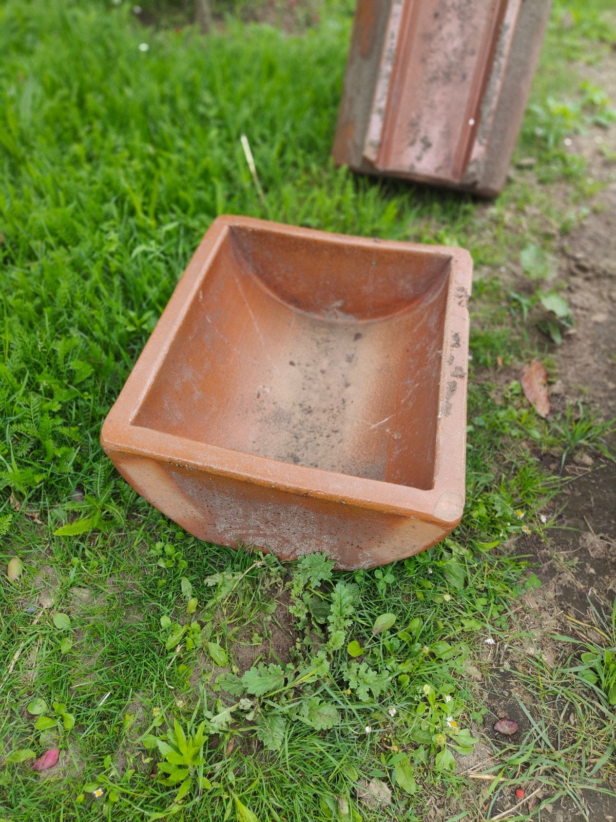 Terracotta bloempot, vierkant, gebruikt, Gebruikt, Rond, Minder dan 40 cm, Balkon