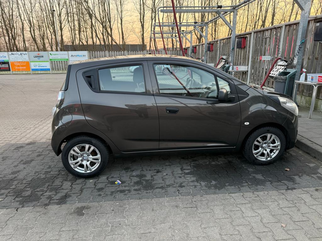 Chevrolet Spark 1.0 Bifuel 2012 Bruin, Auto's, 15 km/l, 37 €/maand, 4 cilinders, Bruin