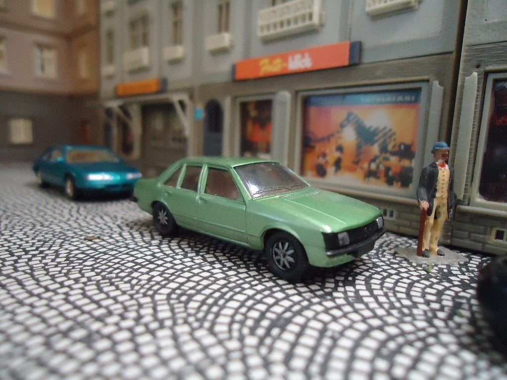 Opel Rekord E-1 - Herpa groenmetallic, Ophalen of Verzenden, Zo goed als nieuw, Auto, Herpa