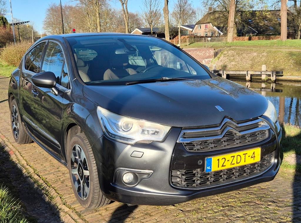 Citroën DS4 1.6 VTI 88KW 2012 Grijs, Auto's, Citroën, 4 cilinders, Bruin, Particulier, 57 €/maand