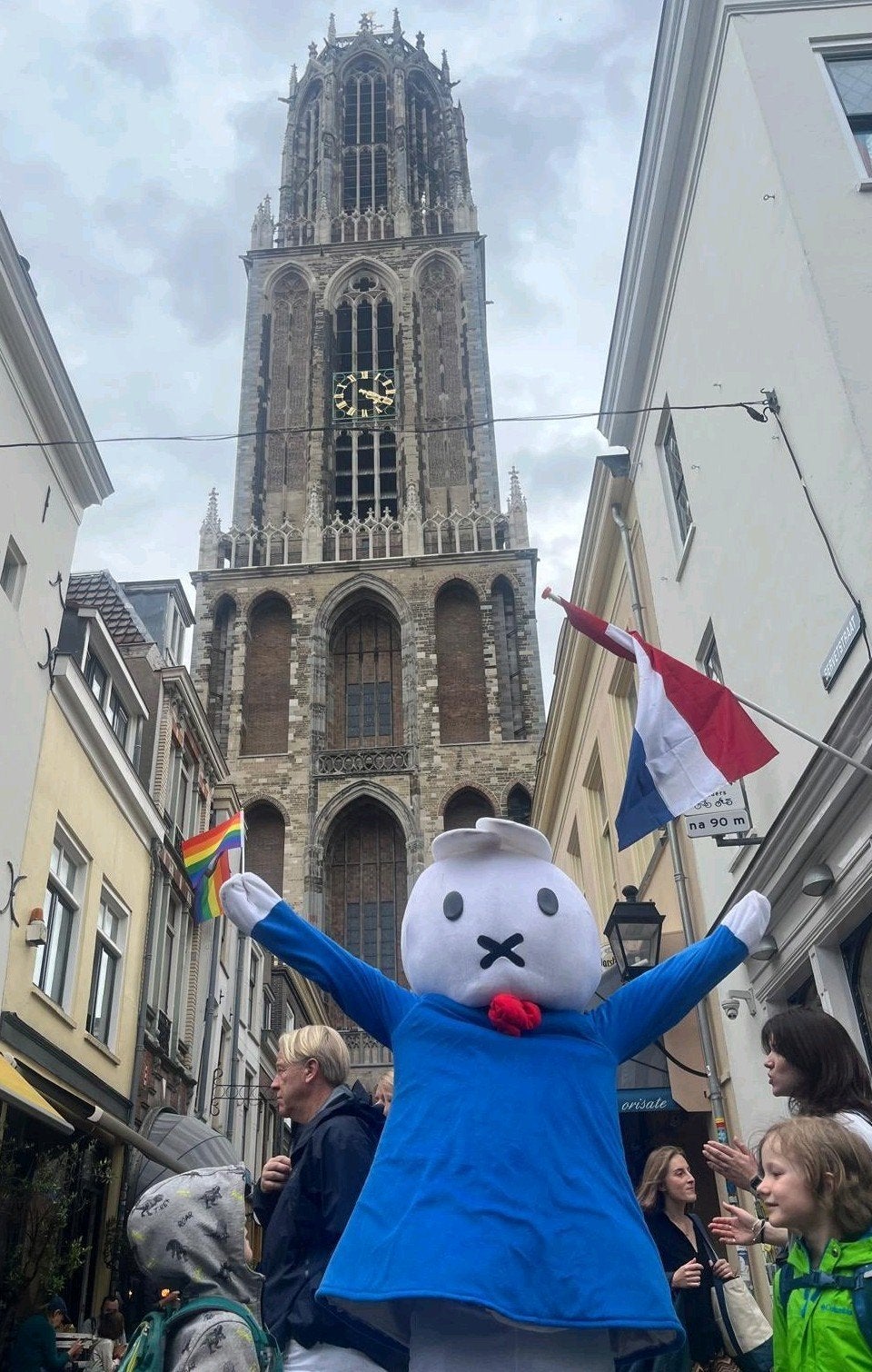 Nijntje mascotte te huur, Eén persoon, Kortingskaart