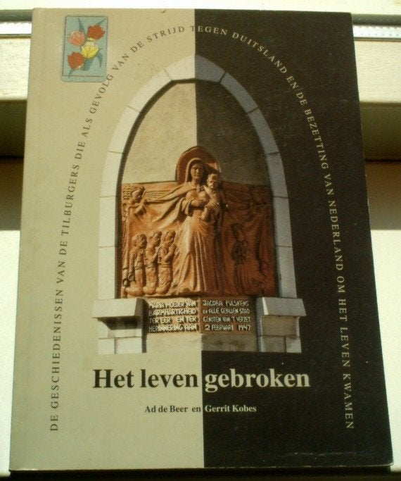 Gevallen Tilburgers 1940-1945(de Beer, Kobes, 9074418139)., Boeken, Ophalen of Verzenden, Tweede Wereldoorlog, Zo goed als nieuw