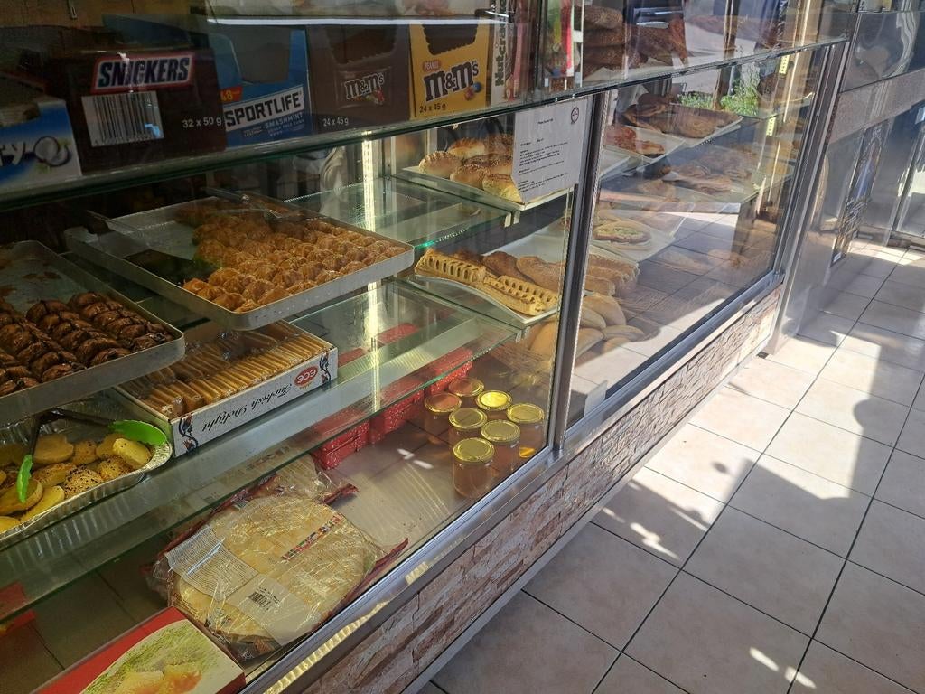 Volledig ingerichte supermarkt/bakkerij  ter overname, Ophalen of Verzenden