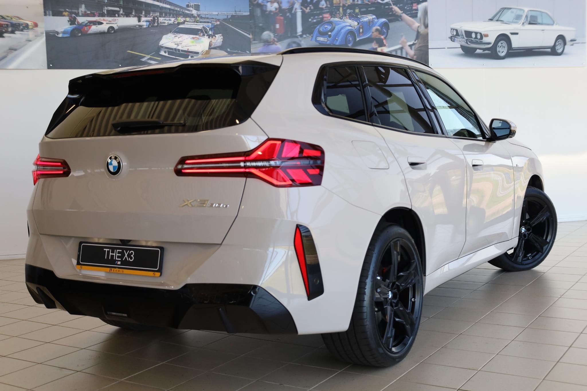 BMW X3 30e xDrive Premium Pack | Professional Pack | Comfort, Automaat, 1998 cc, 4 cilinders, 135 min