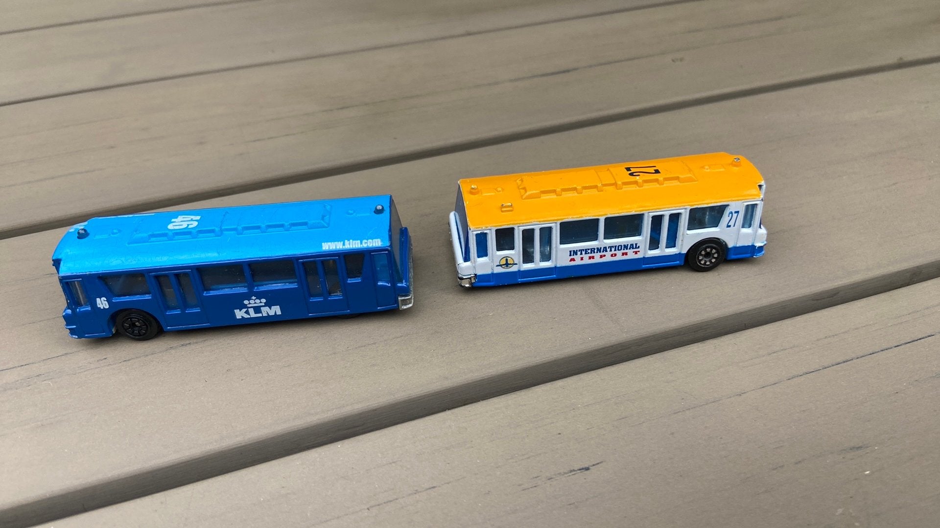 Edocar Welly KLM Airport Transport bus shuttlebus, Hobby en Vrije tijd, Ophalen of Verzenden, Gebruikt, Bus of Vrachtwagen