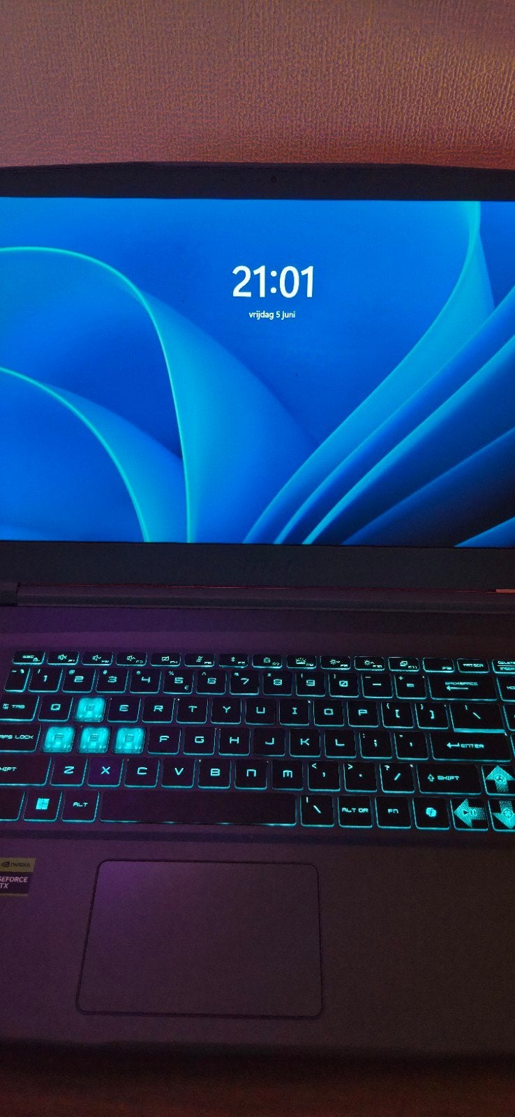 MSI Thin, Ophalen, MSI, 2 tot 3 Ghz, 15 inch