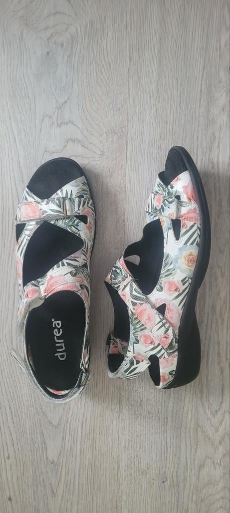 Durea sandalen met bloemenprint maat 7, 40, Durea, Wit, Zo goed als nieuw, Sandalen of Muiltjes
