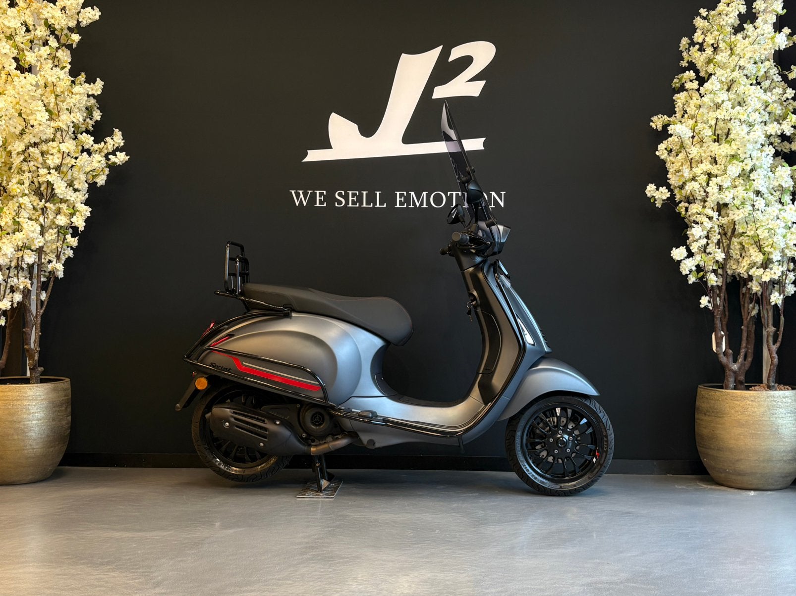 Vespa Sprint | Mat Grijs | Brom | 12/2023 | 7186 km | 1 eig, Overige modellen, ., Maximaal 45 km/u, Ophalen of Verzenden