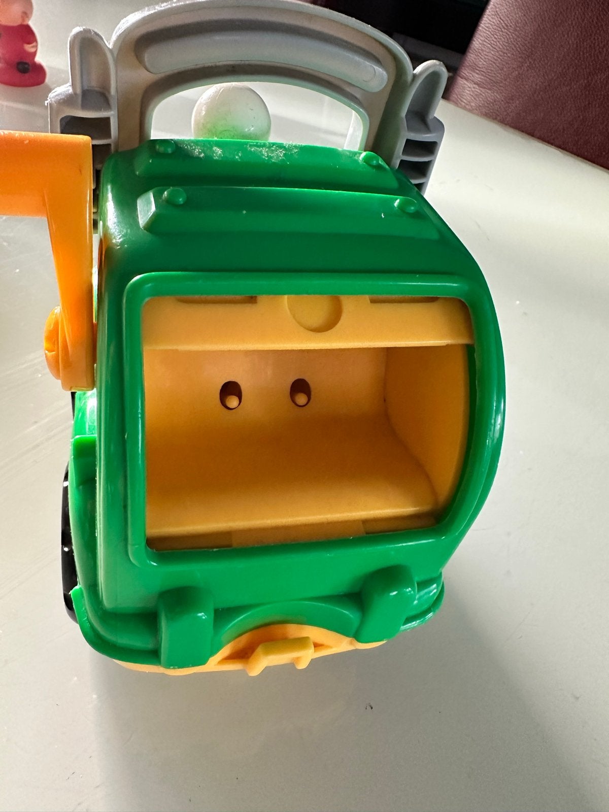 Fisher-Price Little People Vuilniswagen met figuur en geluid, Ophalen of Verzenden, Zo goed als nieuw