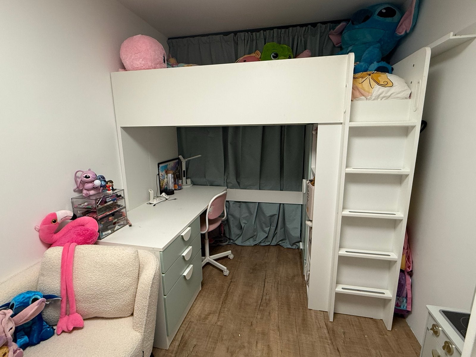 Ikea Smastad Hoogslaper Wit/Groen - Zo goed als nieuw, Huis en Inrichting, Slaapkamer | Stapelbedden en Hoogslapers, Ophalen, Eenpersoons