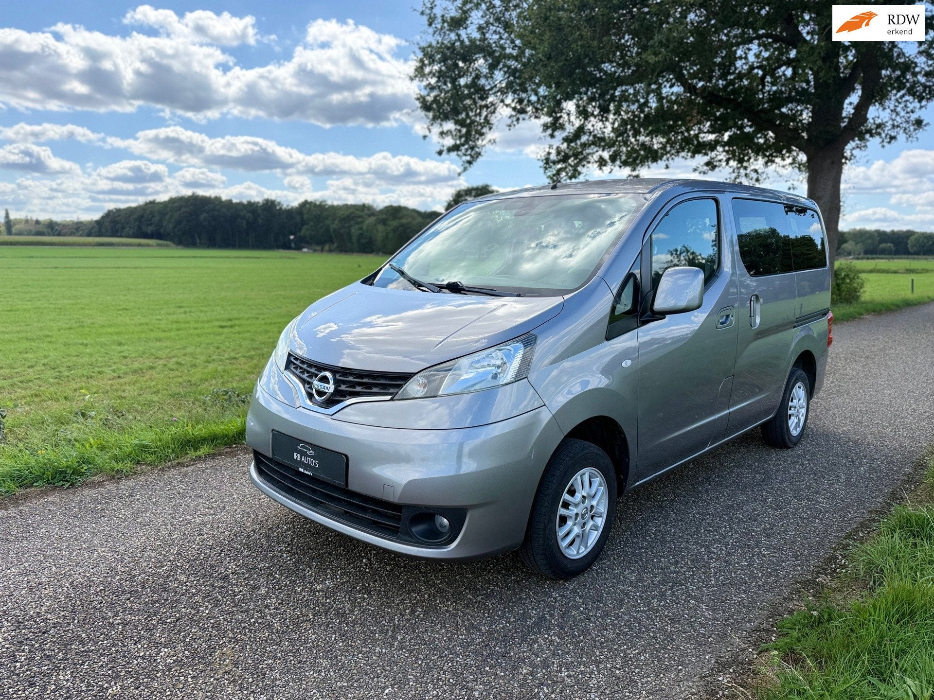 Nissan NV200 EVALIA 1.6 AIRCO / CAMERA / LMV / NIEUWE APK, Auto's, Voorwielaandrijving, Gebruikt, Start-stop-systeem, Bedrijf