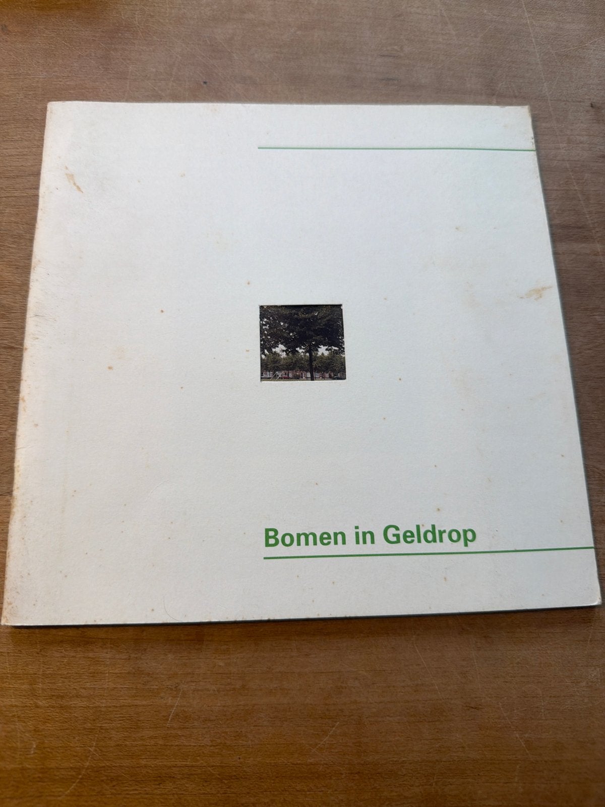 Bomen in Geldrop - Boek over lokale bomen, Ophalen of Verzenden, Gelezen, Nederland