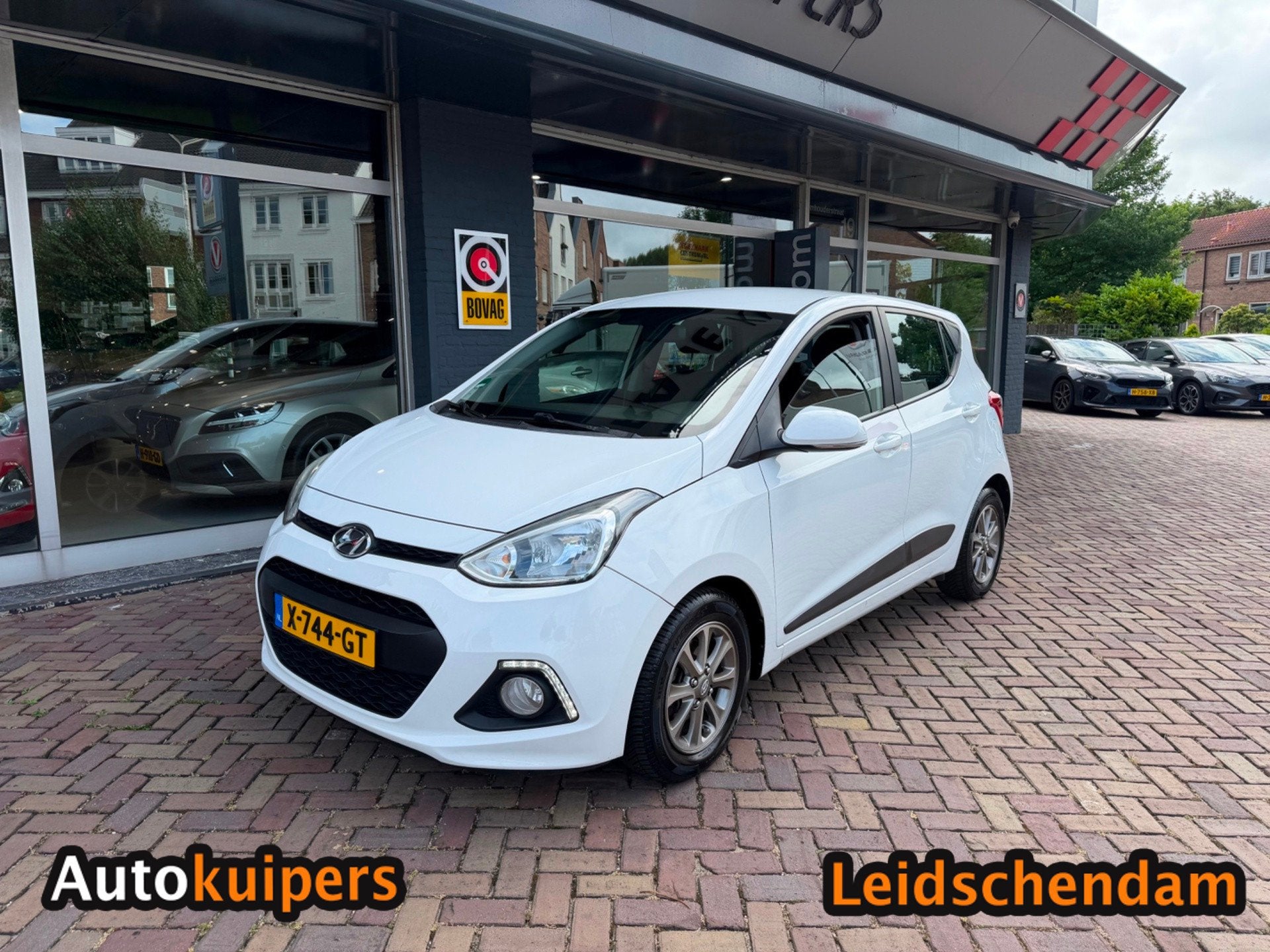 Hyundai I10 1.0i i-Motion Comfort, Auto's, Euro 5, Stof, Gebruikt, Bedrijf