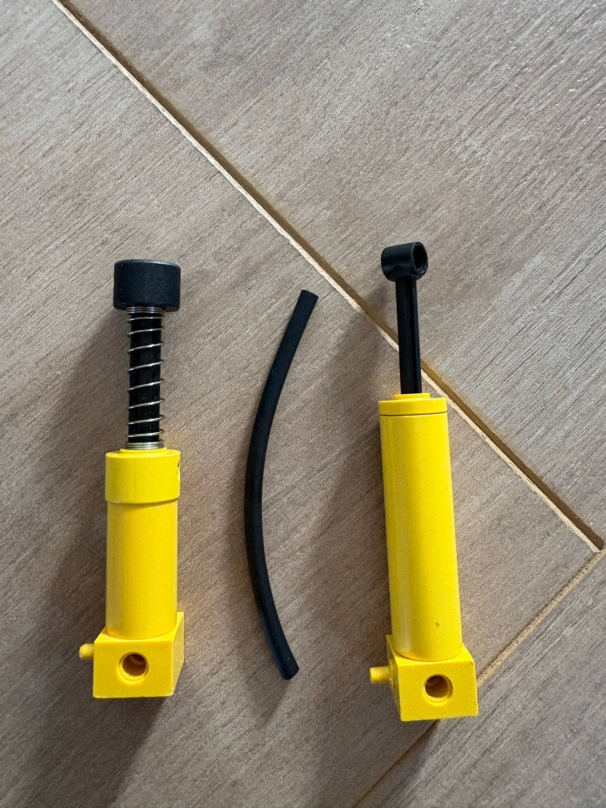 LEGO pneumatische cilinders - Technic onderdelen, Kinderen en Baby's, Speelgoed | Bouwstenen, Gebruikt, Overige merken, Ophalen