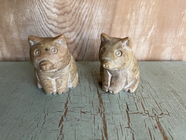 2 x klein stenen beeldje hond. Beeldjes hondjes marmer., Verzamelen, Ophalen, Zo goed als nieuw, Dier
