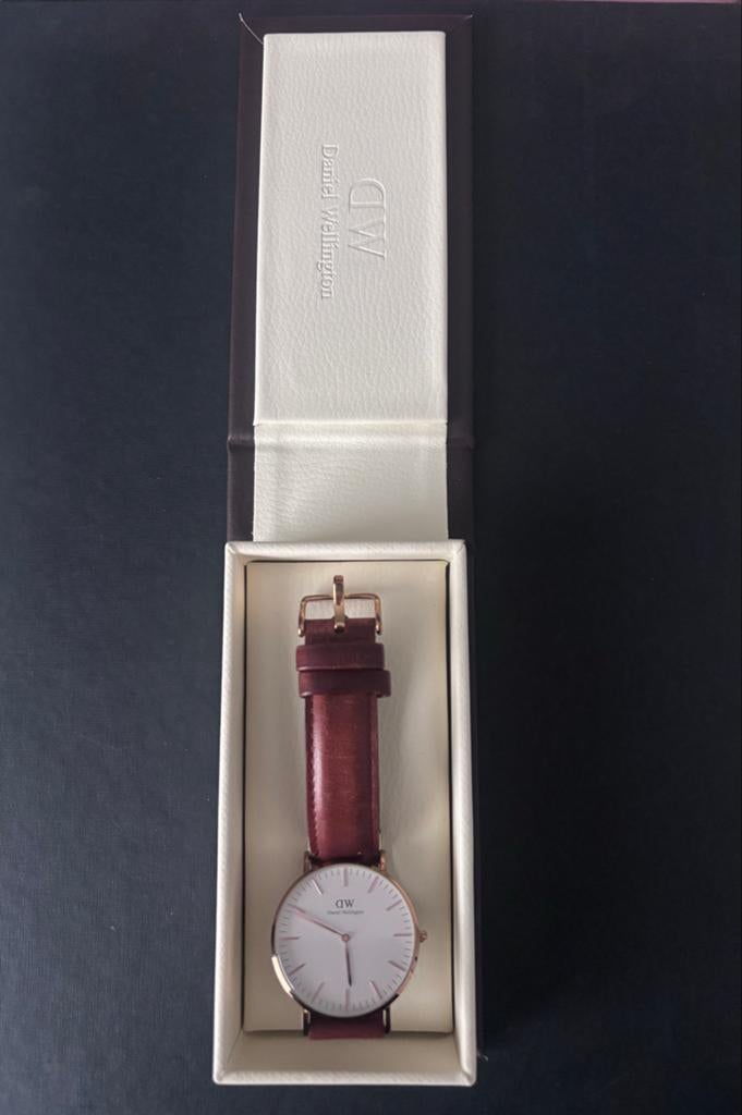 Daniel Wellington horloge met extra bandje, Overige merken, Staal, Polshorloge, Ophalen of Verzenden