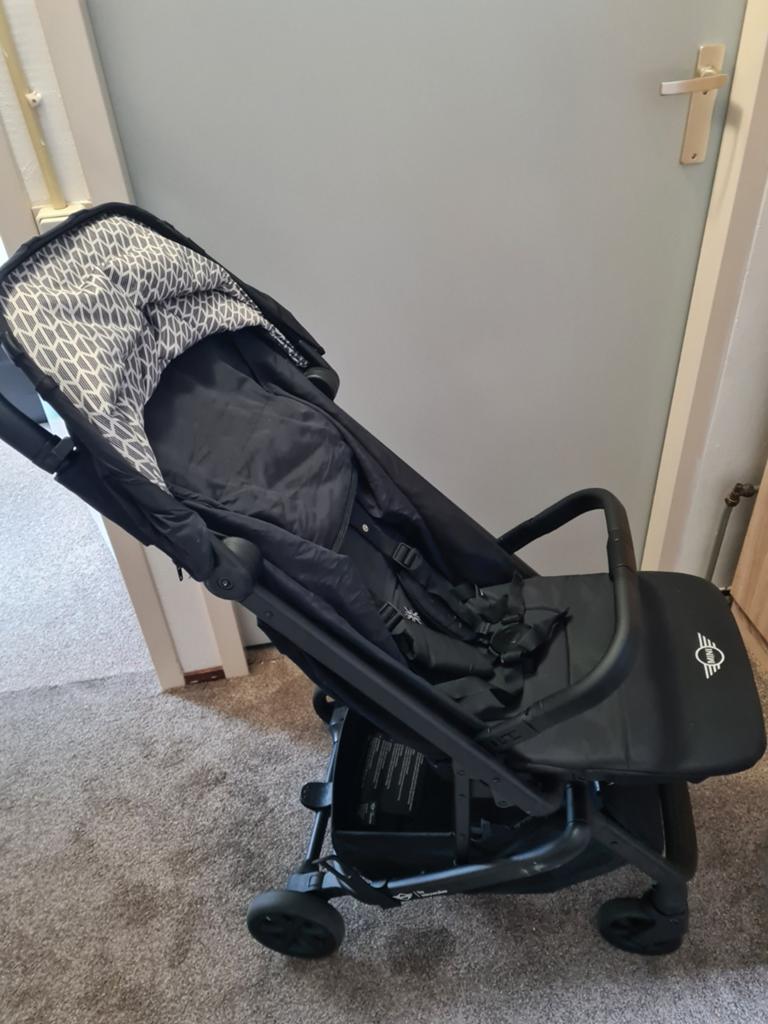 Compacte MINI by Easywalker buggy - Zwart, Ophalen, Zo goed als nieuw, Kinderwagen, Overige merken
