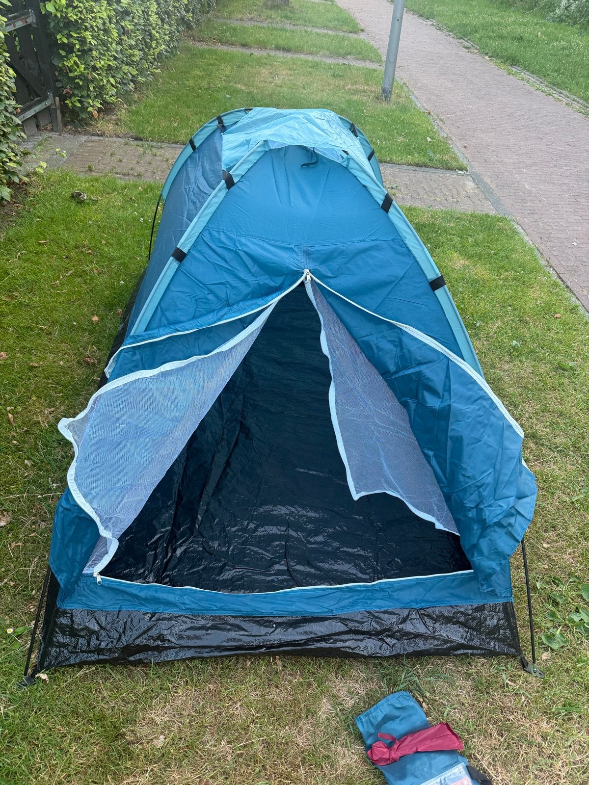 Camp Active Yosemite Koepeltent - 2 persoons, Caravans en Kamperen, Tenten, Ophalen, Zo goed als nieuw, Tot en met 2
