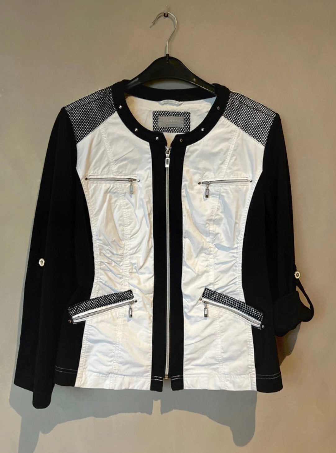 Jasje, zwart/wit, maat 44, Kleding | Dames, Jassen | Zomer, Ophalen of Verzenden, Zo goed als nieuw, Maat 42/44 (L), Zwart