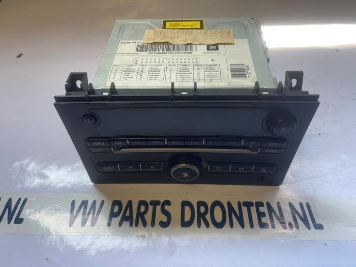 Radio van een Saab 9-3, Auto-onderdelen, Elektronica en Kabels, Saab, Gebruikt, 3 maanden garantie, Verzenden