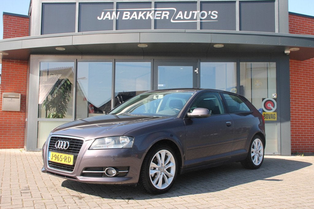 Audi A3 1.4 TFSI Ambiente  Stoel verw.  Clima  Crui, Voorwielaandrijving, Stof, Gebruikt, Zwart