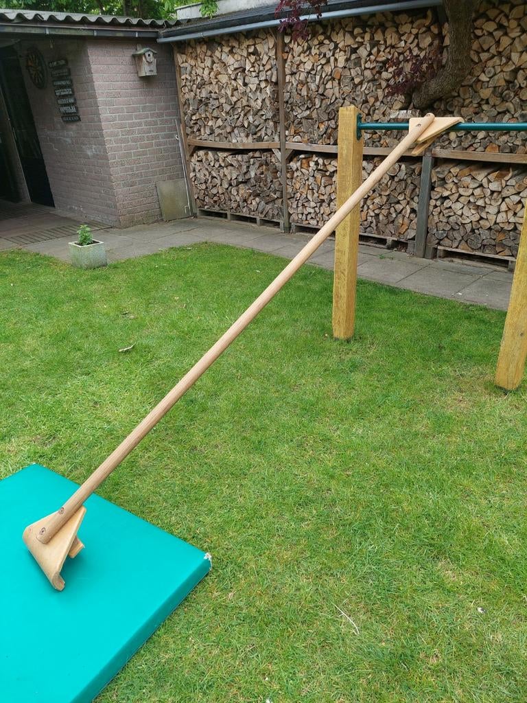 Originele houten rekstok voor aan t klimrek., Ophalen