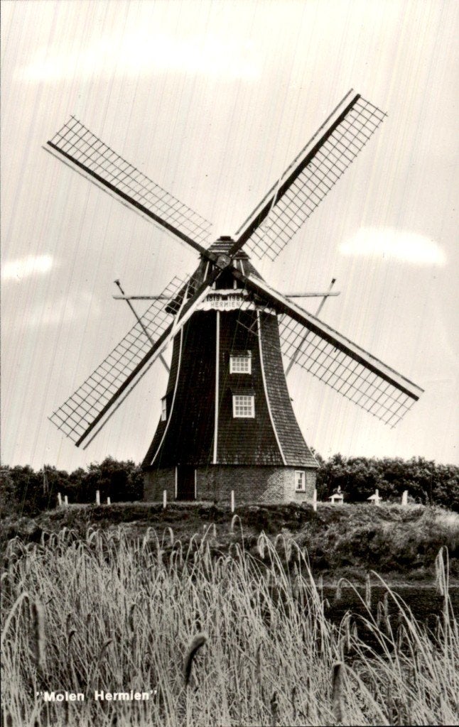 Harreveld - Molen - Hermien, Verzamelen, Ansichtkaarten | Nederland, Ophalen of Verzenden, 1960 tot 1980, Ongelopen, Gelderland