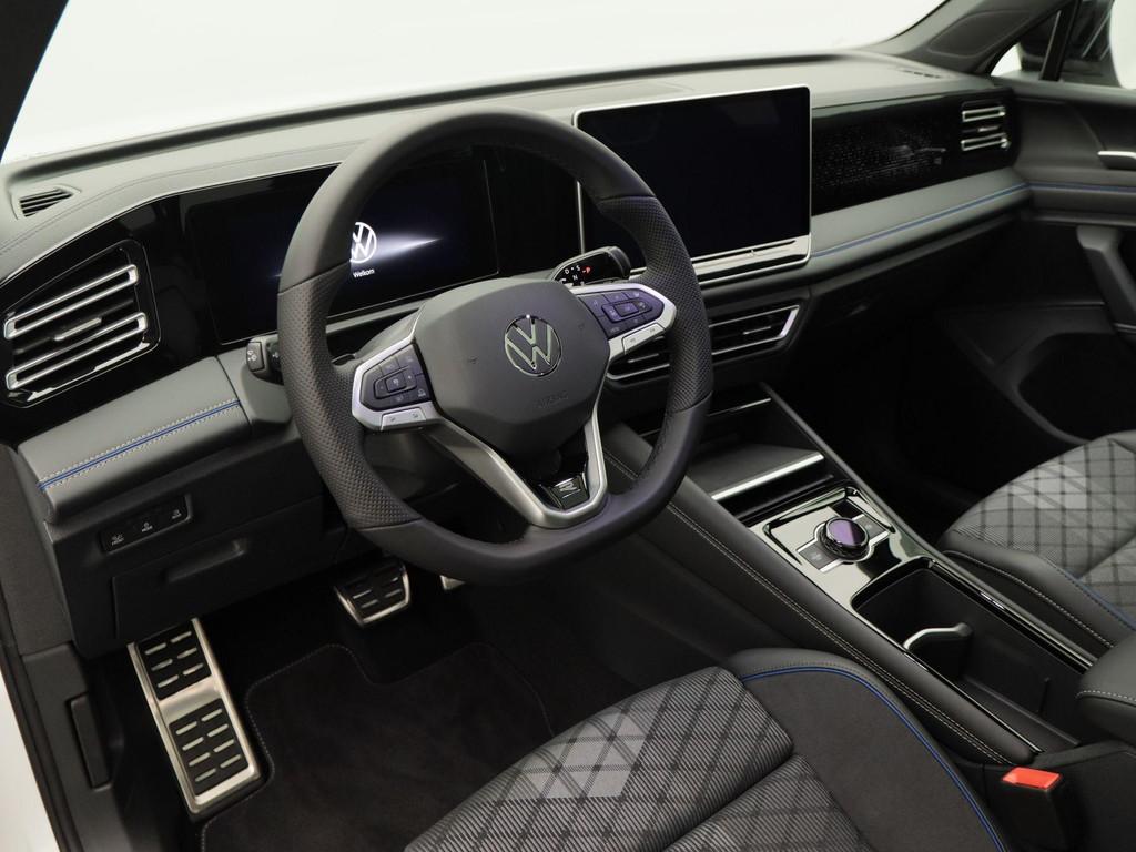 Volkswagen Tiguan 1.5 eHybrid R-Line Edition 204 PK | Trekha, Auto's, Volkswagen, Stof, 4 cilinders, 150 pk, Wit