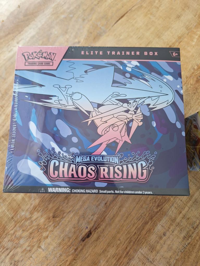 Pokémon TCG Mega Evolution Chaos Rising Elite Trainer Box, Ophalen of Verzenden, Nieuw, Overige typen
