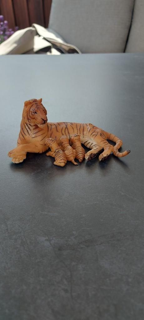 Papo Tijgerin met 3 Welpen - Realistisch Speelfiguur, Kinderen en Baby's, Speelgoed | Actiefiguren, Ophalen of Verzenden, Zo goed als nieuw