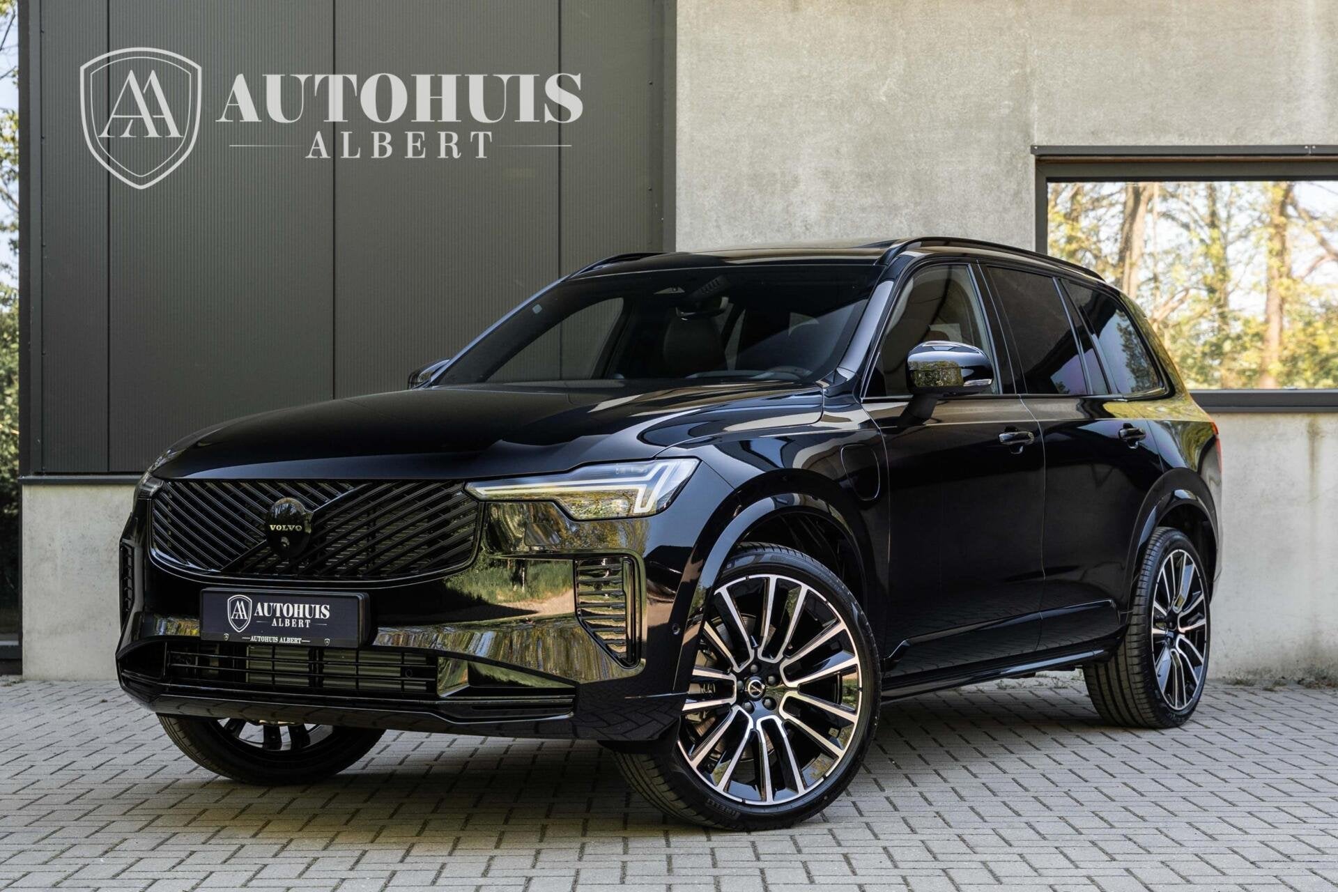 Volvo XC90 T8 Ultra Dark B&W Pano Luchtvering HUD Massage 22, Auto's, Gebruikt, Zwart, 4 cilinders, 1969 cc
