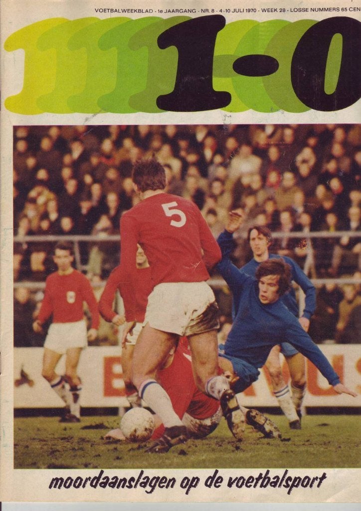 1-0 voetbaltijdschrift 4-7-1970 Feyenoord Europa Cup deel 2, Verzenden, Gebruikt, Buitenlandse clubs, Boek of Tijdschrift