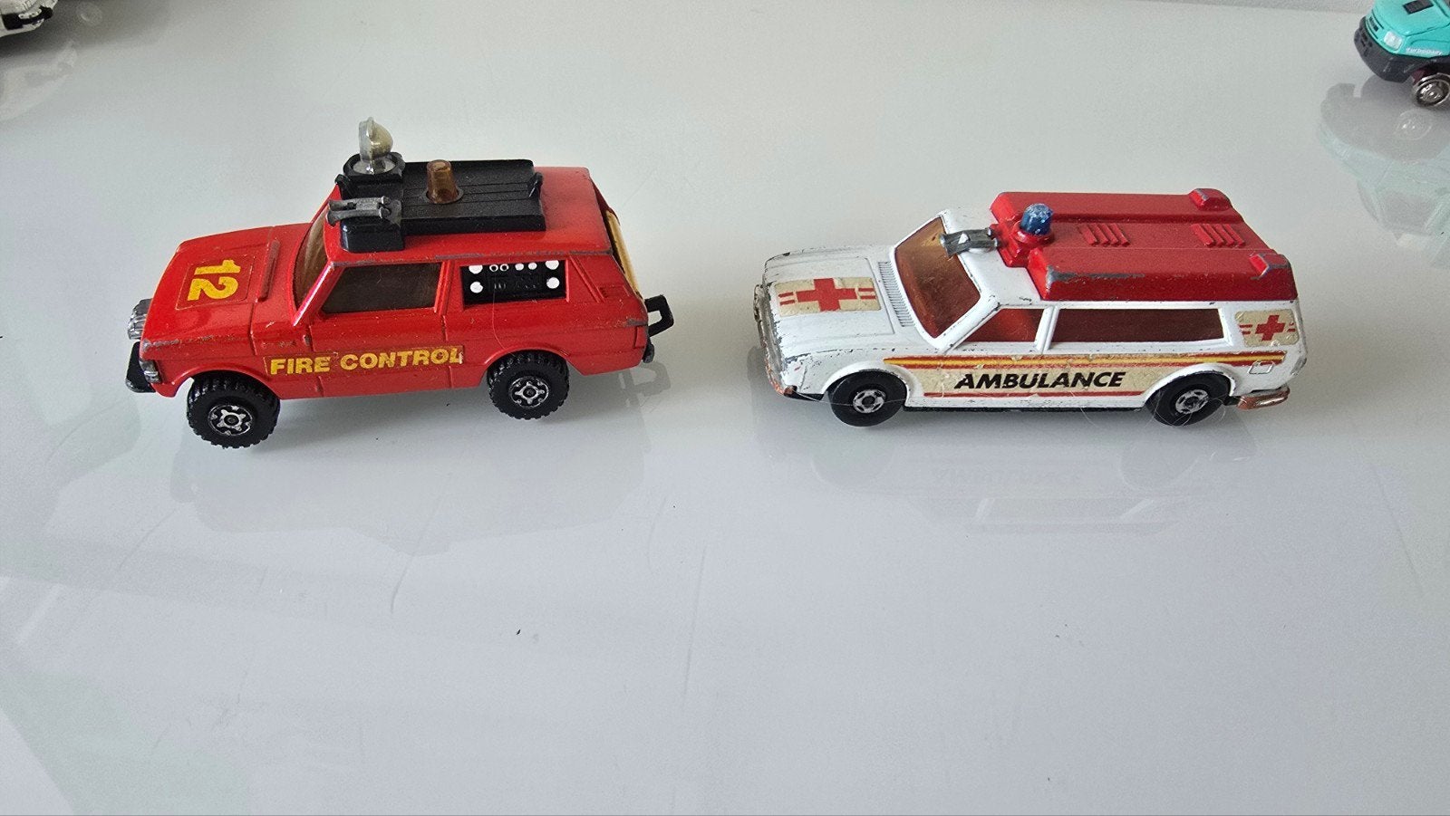 Matchbox Speed Kings K-24 Range Rover & K-49 Ambulance, Kinderen en Baby's, Ophalen, Gebruikt