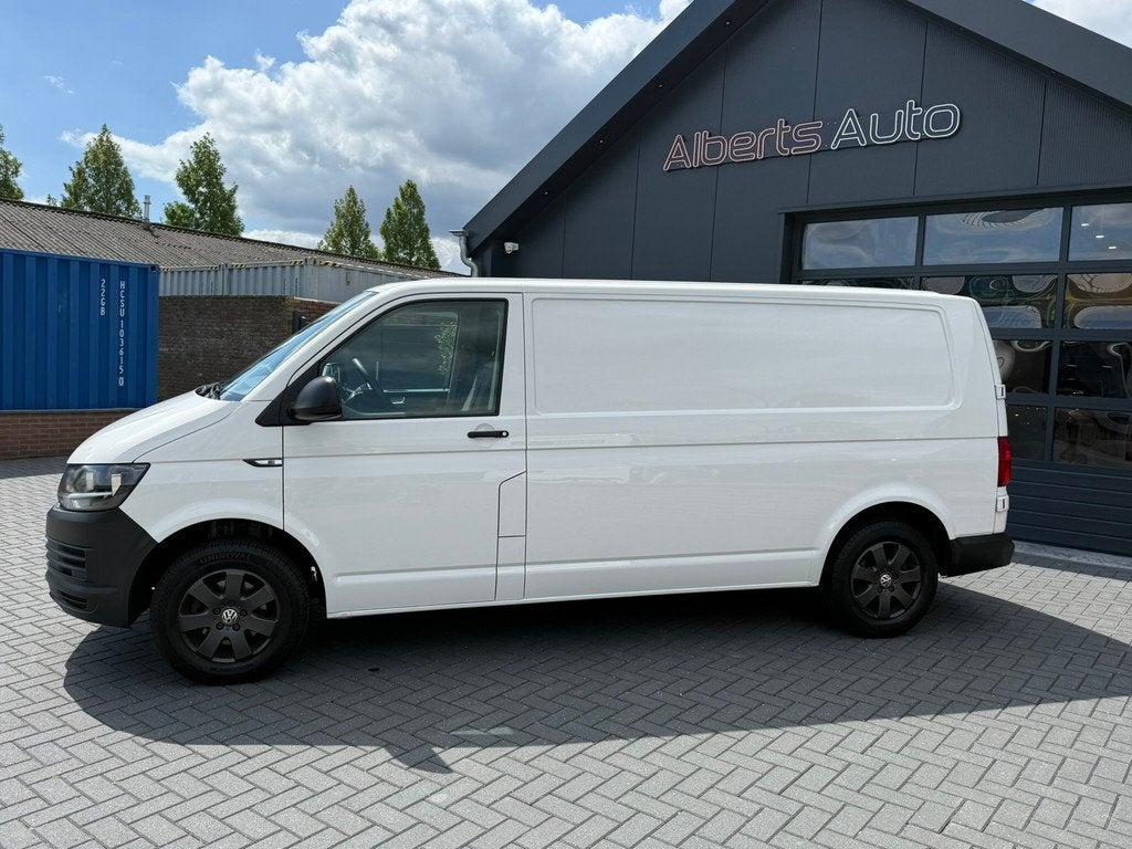 Volkswagen Transporter 2.0 TDI L2H1 | CRUISE | AIRCO | APK |, Voorwielaandrijving, Stof, Gebruikt, 4 cilinders