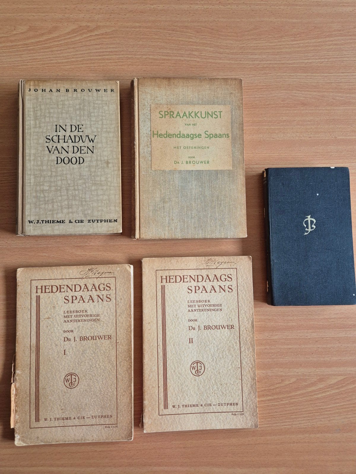 Johan Brouwer 4 boeken Spaanse letterkunde geschiedenis, Antiek en Kunst, Antiek | Boeken en Bijbels, Ophalen of Verzenden