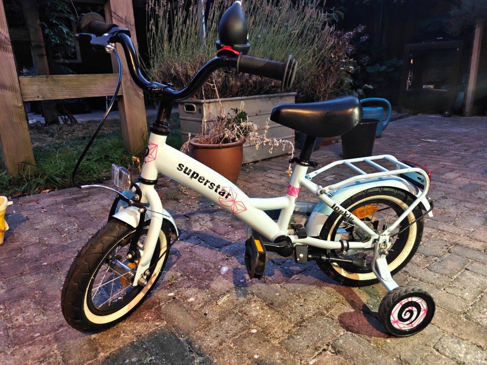 Loekie superstar 12,5, Ophalen, Terugtraprem, Zijwieltjes, Gebruikt