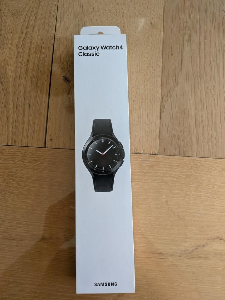 Galaxy Watch4 Classic 46mm met screenprotector, Sieraden, Tassen en Uiterlijk, Smartwatches, Ophalen of Verzenden, Zo goed als nieuw