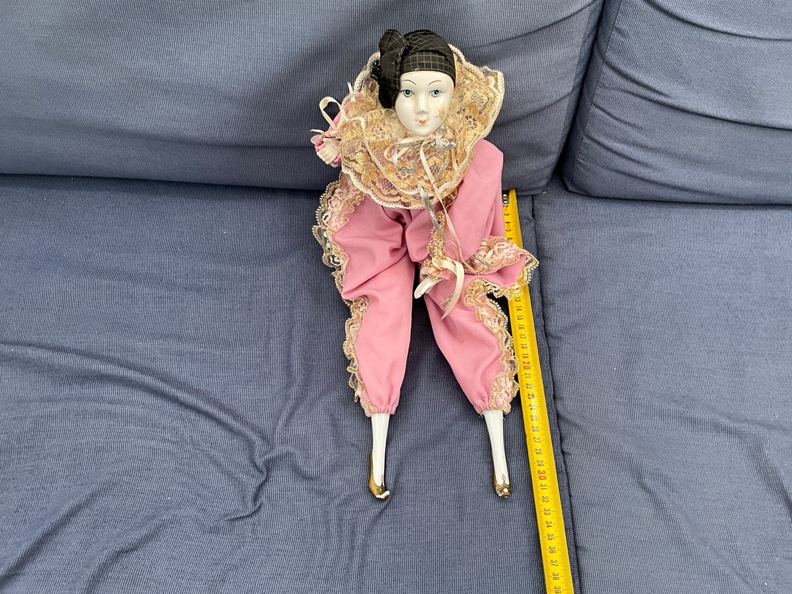 Vintage Porseleinen Pierrot Pop - Roze Kostuum, Ophalen of Verzenden, Gebruikt, Pop