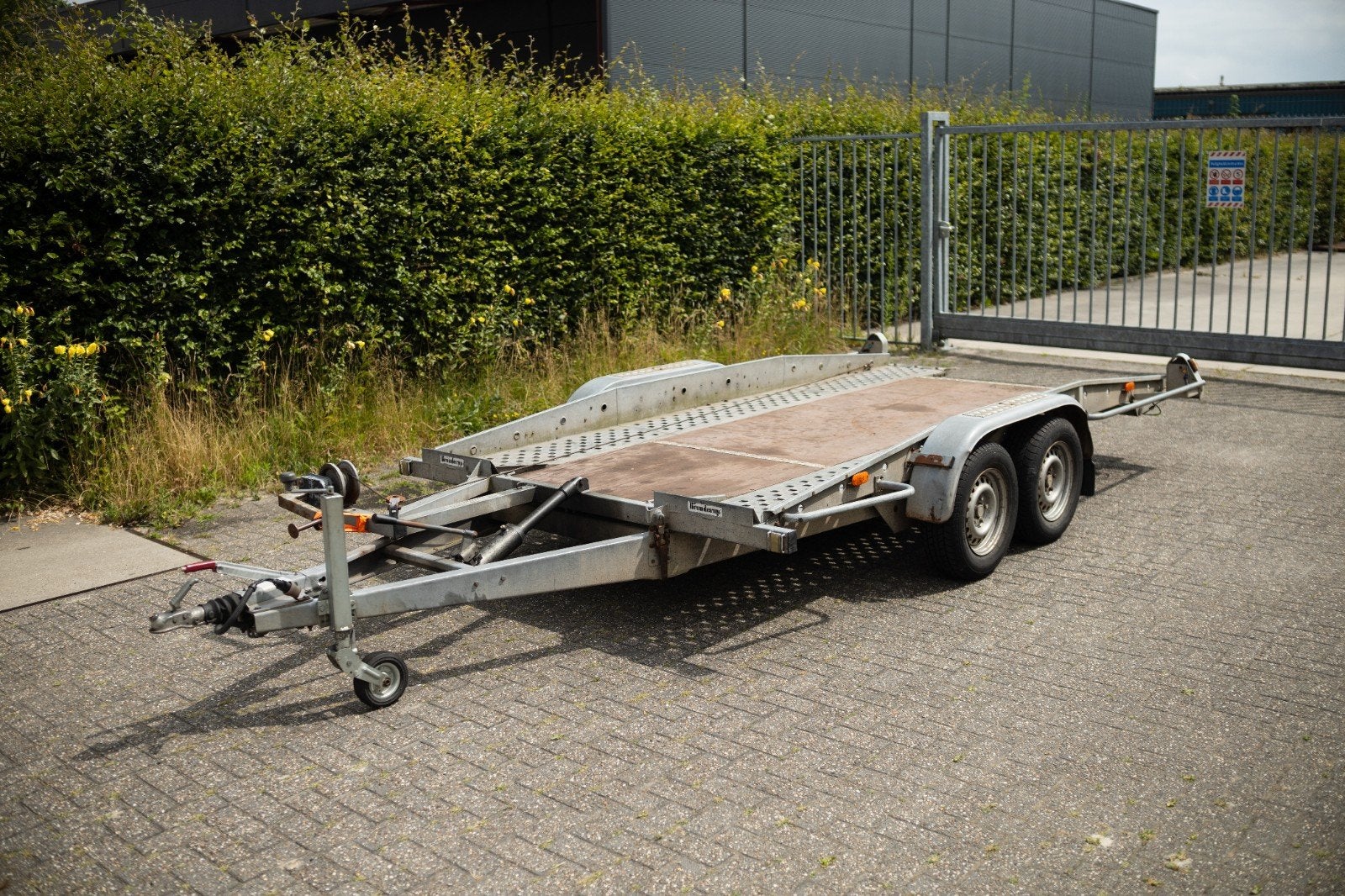 Brenderup p18 Kantelbare Autoambulance / Autotransporter, Ophalen, Gebruikt