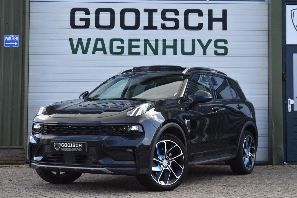 Lynk & Co 01 1.5 | Black Lines | Pano | Carplay | Camera |, Auto's, Lynk & Co, 1800 kg, Euro 6, Met garantie (alle), Automatische klimaatregeling