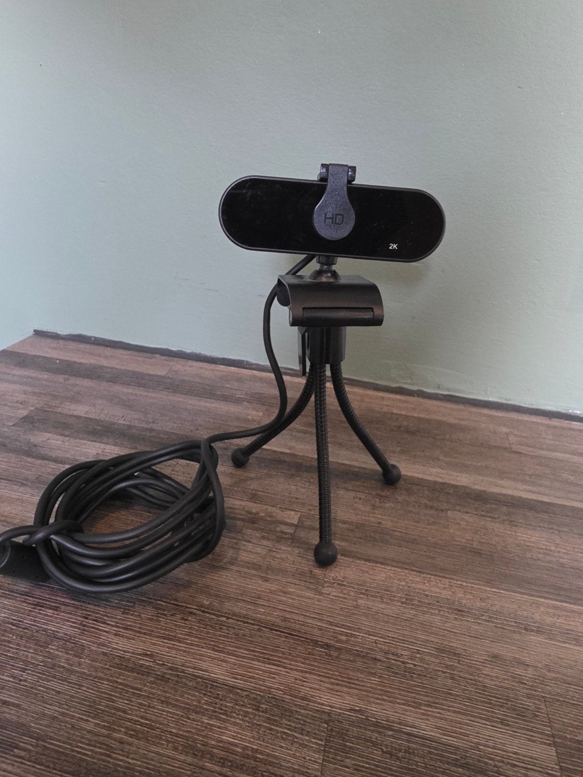 Webcam 2K HD met statief - Zo goed als nieuw, Computers en Software, Onbekend, Ophalen of Verzenden, Zo goed als nieuw, Monitorclip