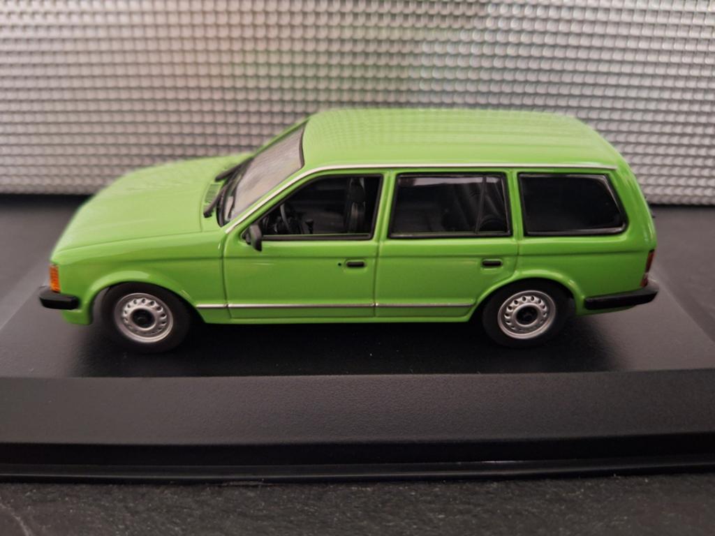 Opel Kadett D Caravan Schaal 1:43, Hobby en Vrije tijd, Modelauto's | 1:43, Overige merken, Nieuw, Ophalen of Verzenden, Maxichamps