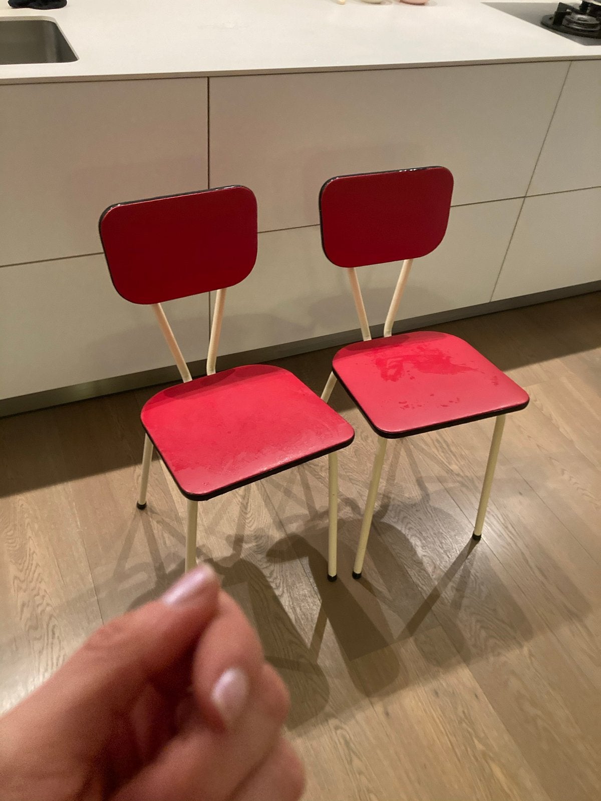 2 retro stoeltjes rood, Huis en Inrichting, Ophalen, Zo goed als nieuw, Rood, Vijf, Zes of meer stoelen