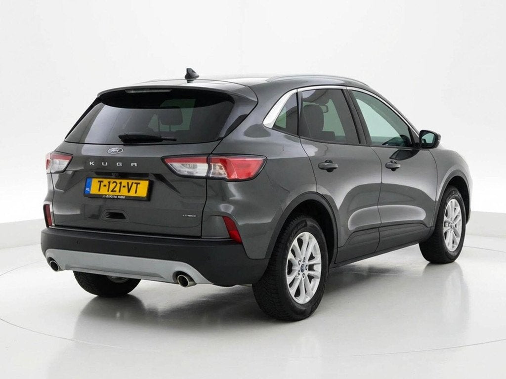 Ford Kuga 2.5 PHEV 225pk Titanium | Sportstoelen | Camera |, Gebruikt, 4 cilinders, Leder en Stof, Bedrijf