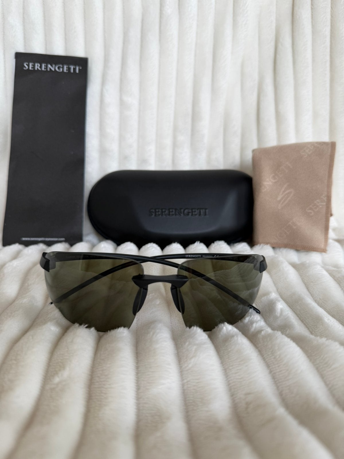 Serengeti Lupton SS553006  garantie en btw-factuur, Zonnebril, Verzenden, Nieuw, Nvt