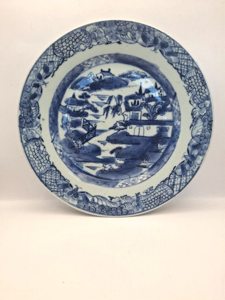 Antiek Chinees Blauw-Wit Porseleinen Bord – Qianlong Periode, Ophalen of Verzenden